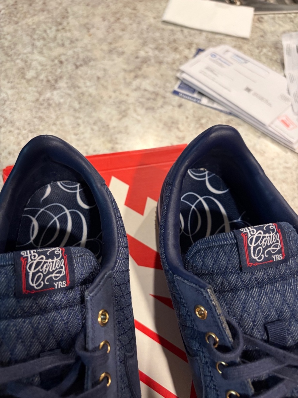 Mister cartoon Nike Cortez